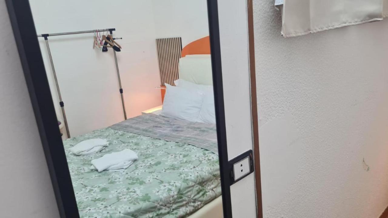 Luxury Camilla Apartment Rome Bagian luar foto